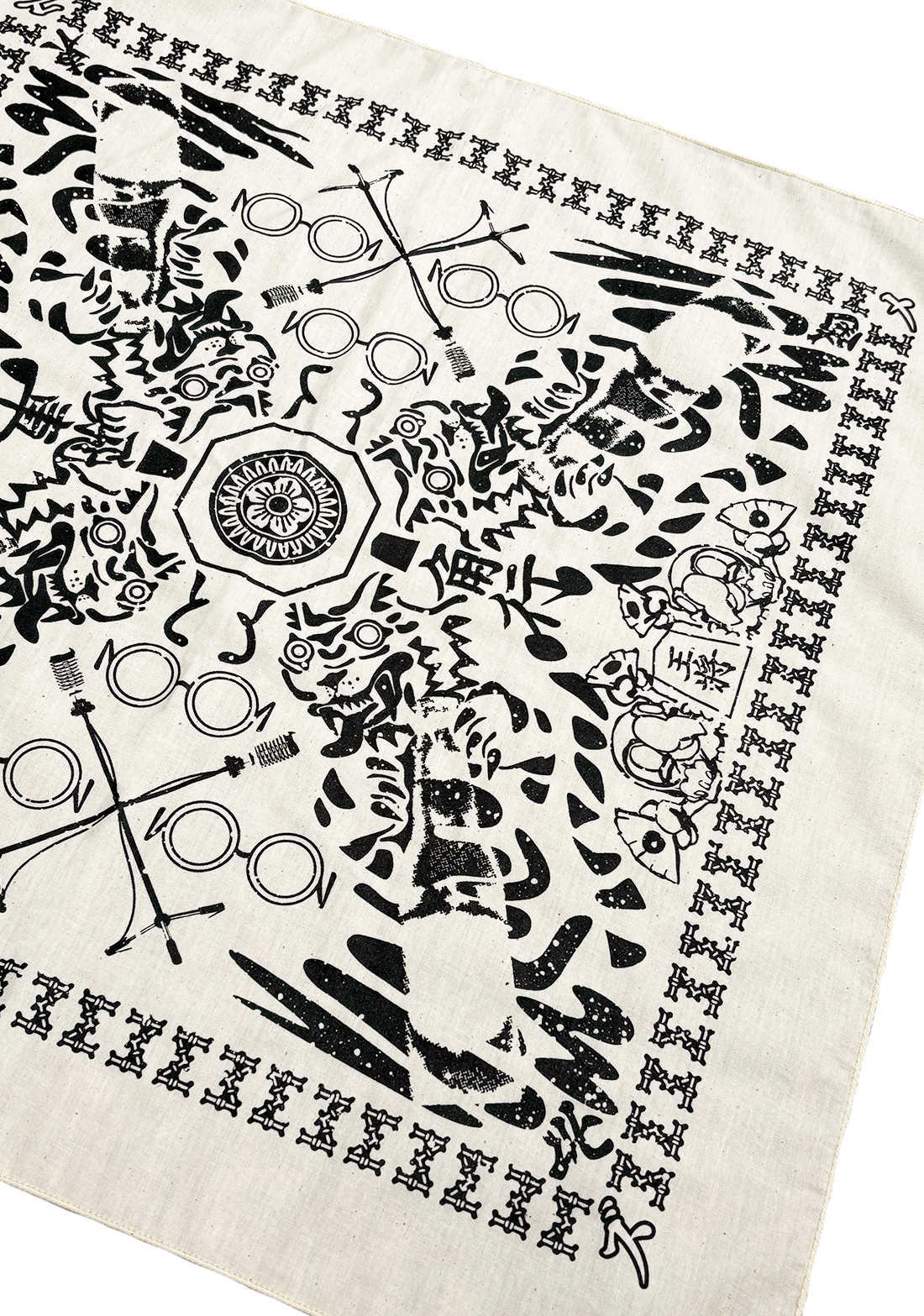 【YUMEIZU (NIIYAMA/SAYAKA) 】x HUNKY-DORY Bandanna (Black)