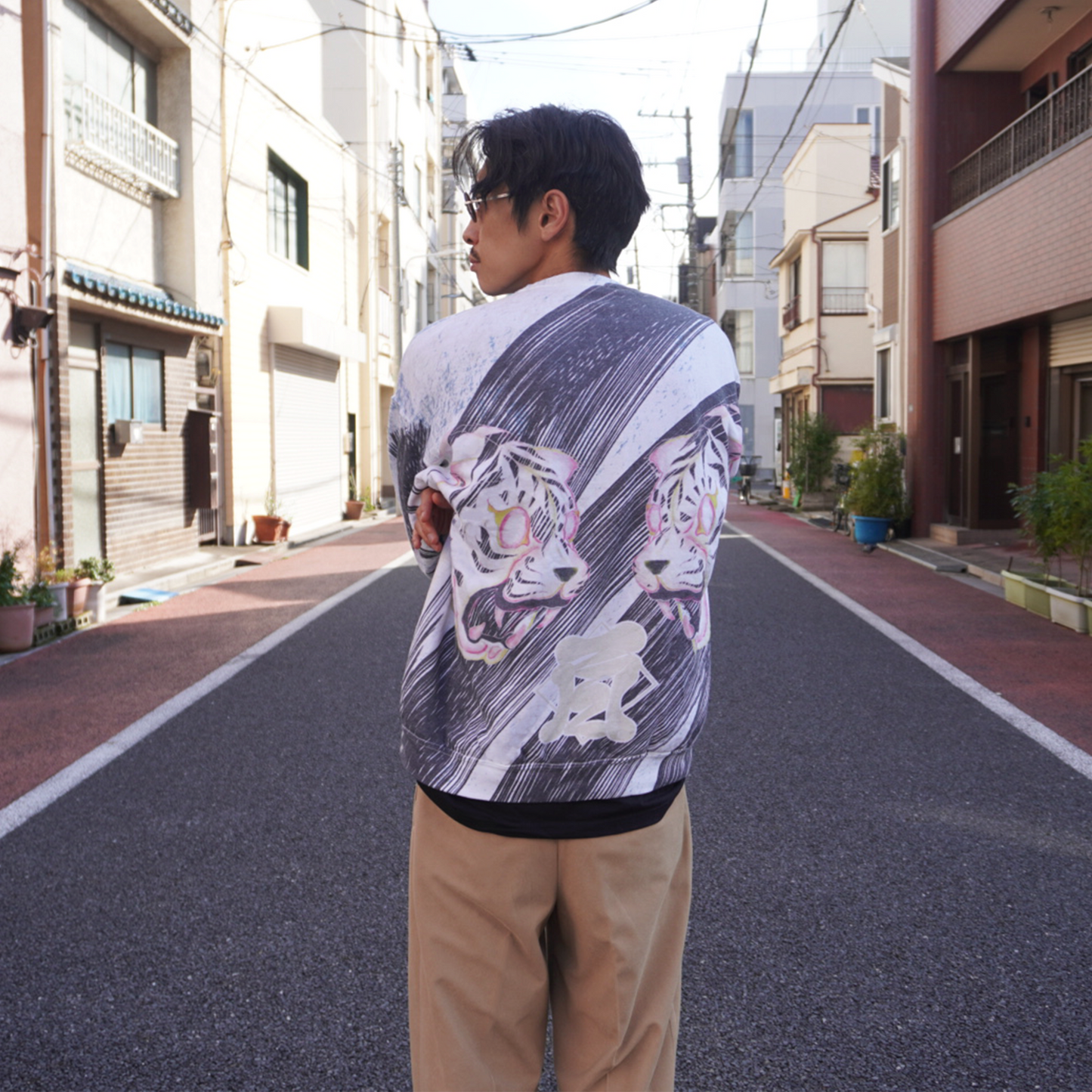 ANYO PARLOR  Full graphic Sweat 《百虎》